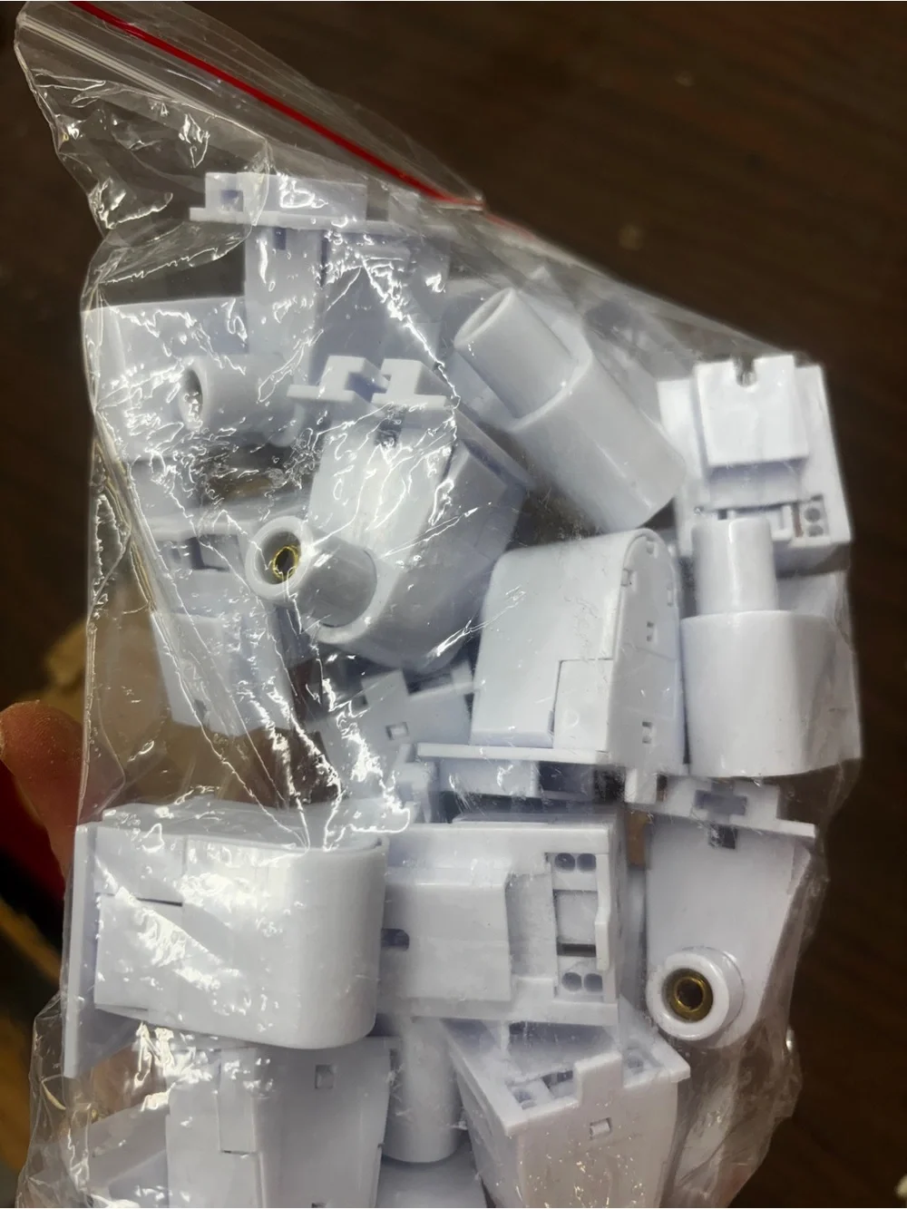 box of white plastic T8/T12 fluorescent lamp holders